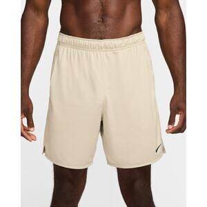 NWT Nike Totality Men's Dri-FIT 7" Unlined Versatile Shorts in Desert Khaki sz M
